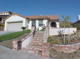 28332 Falcon Crest Dr, Canyon Country, CA 91351