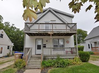 2726 71st St, Kenosha, WI 53143