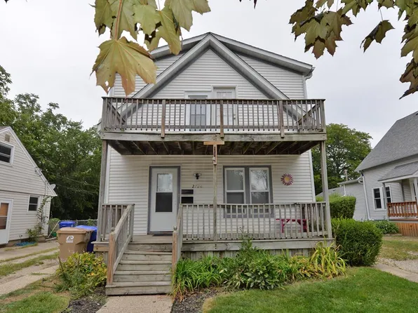 2726 71st STREET, Kenosha, WI 53143