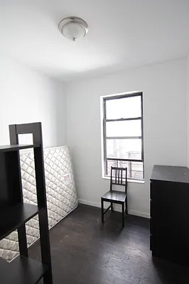 Rented by Bohemia Realty Group | media 18