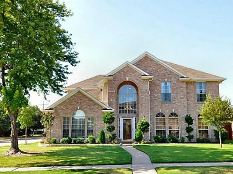 11915 Rocky Point Dr — Photo 1