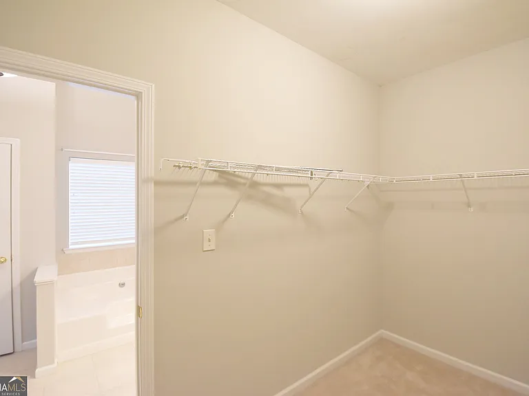 219 Turnbridge Cir — Photo 39