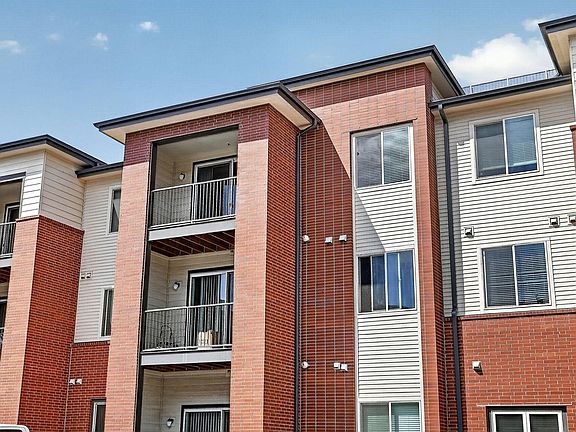 3rd image of 14351 E Tennessee Ave #5-305
