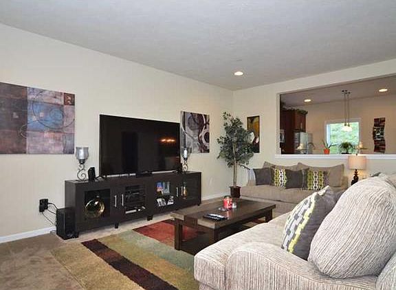 5th image of 624 Freedom Dr