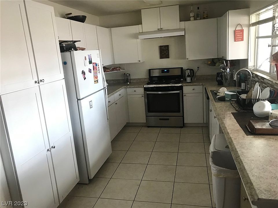 2nd image of 7115 Fenway Ave