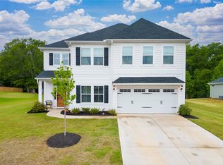 742 Oak Hill Ln, Belton, SC 29627