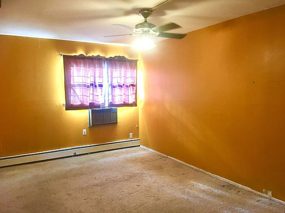 5th image of 12019 Cove Ct