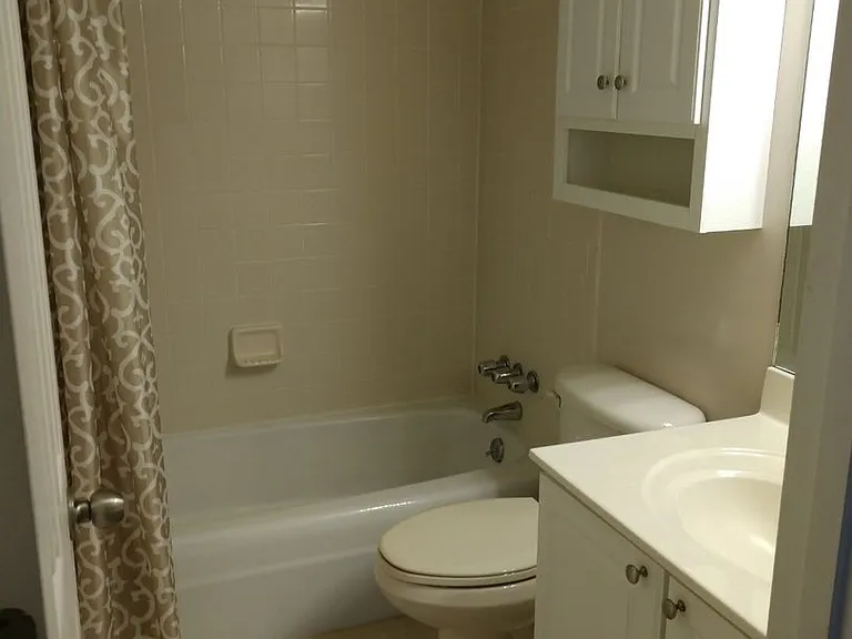 1700 SW 16th Ct #P08 — Photo 2