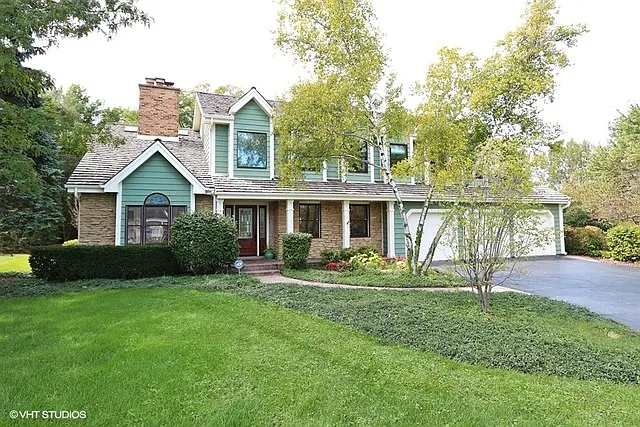 305 Briargate Ln photo 1