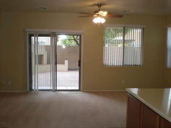 4th image of 2823 S 93rd Ave
