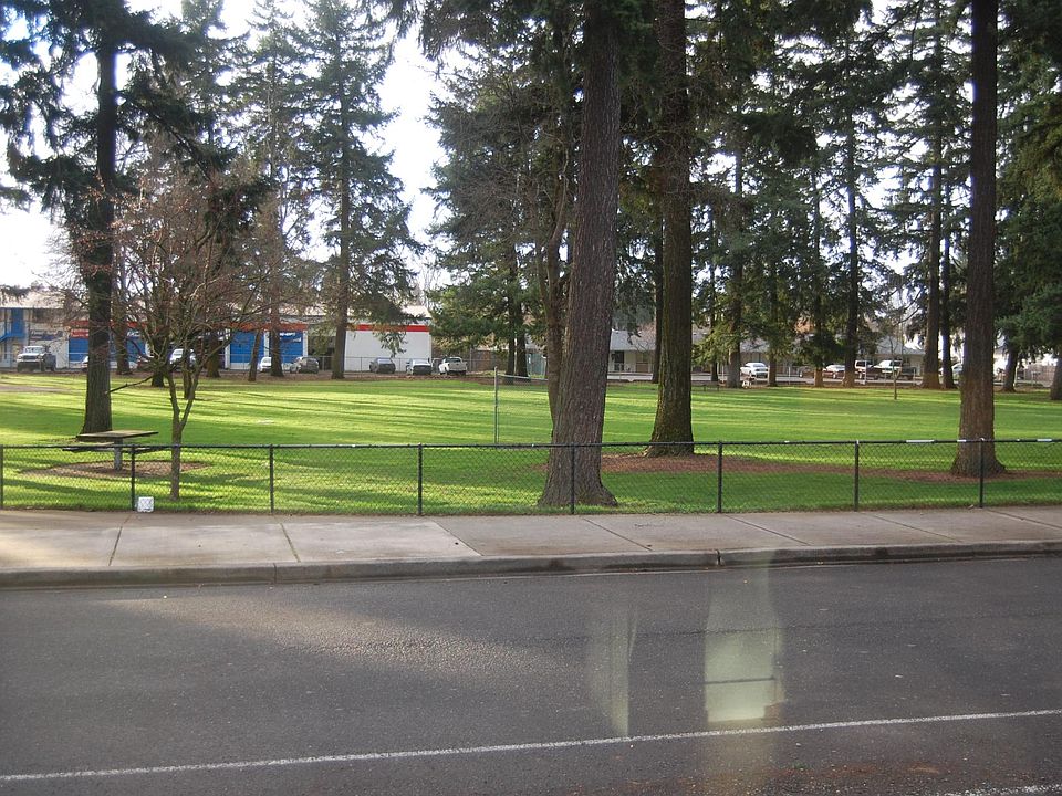 2nd image of 3700 E 4th Plain Blvd APT 4B