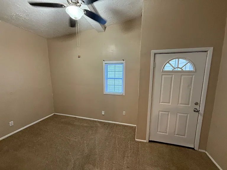1321 Rufer Ave #2 — Photo 8