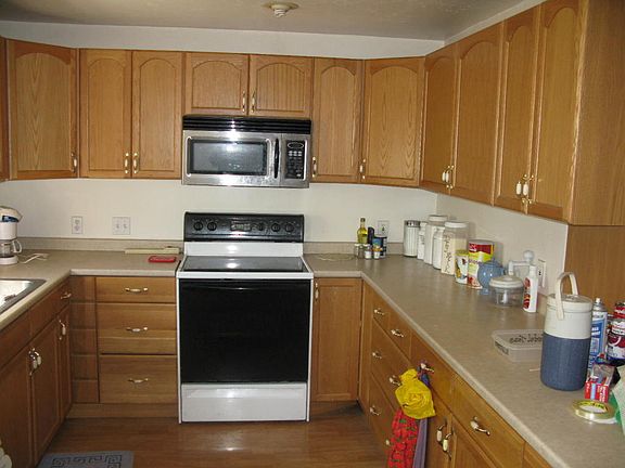 5th image of 11 Jean Ln