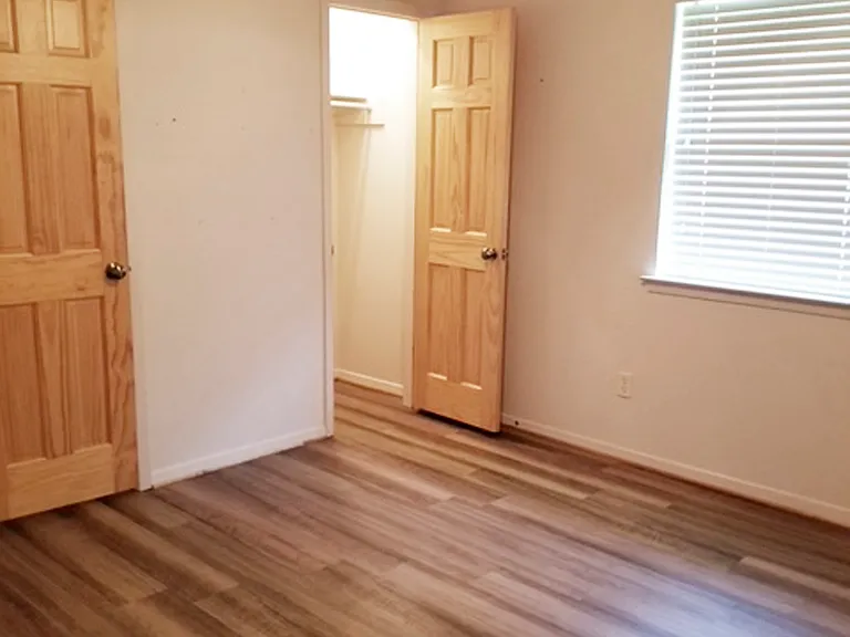 2040 Lisa Cir — Photo 15