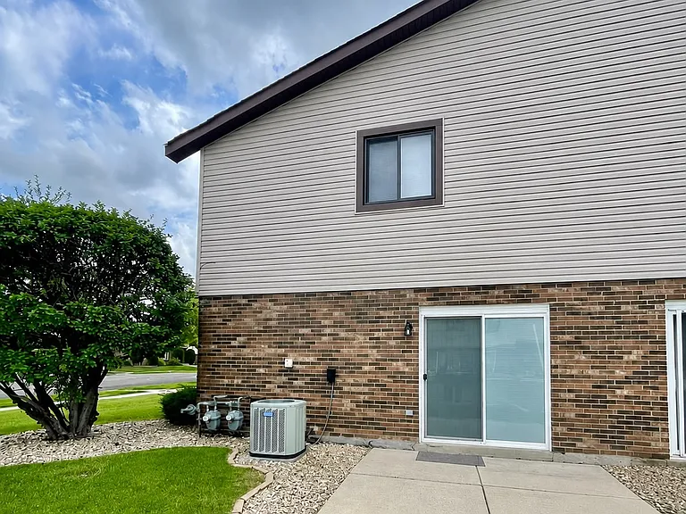 16180 Apple Ln #2 — Photo 38