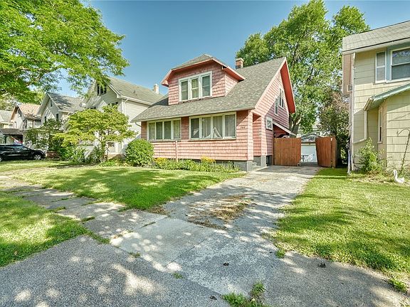 3rd image of 360 Knickerbocker Ave