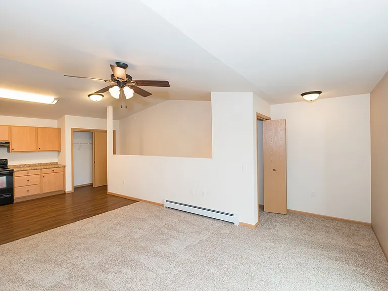 Prosser Place Apartments — Photo 69