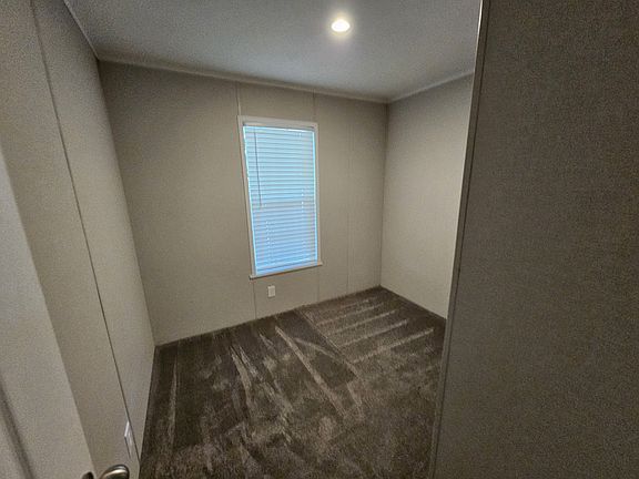4th image of 2343 Dogwood St #2154