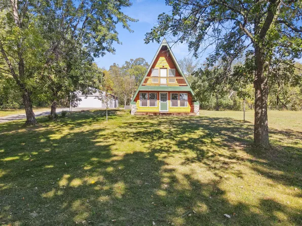 4950 377th St, North Branch, MN 55056