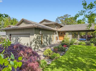 2216 Lamplighter Ct, West Linn, OR 97068