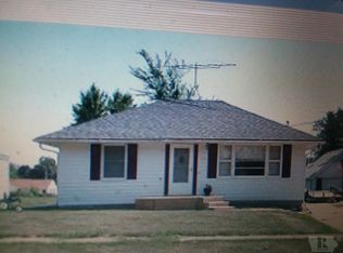 406 E Clay St, Osceola, IA 50213
