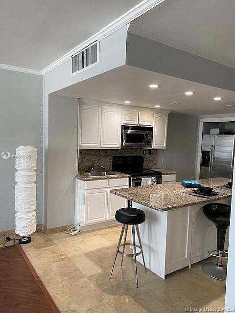 1st image of 825 Brickell Bay Dr APT 1146