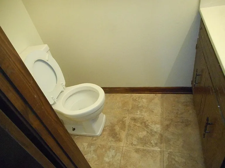 702 Shannon Rd — Photo 23