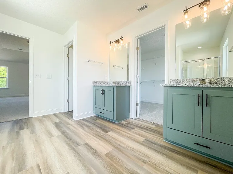 549 Meloney Dr — Photo 23