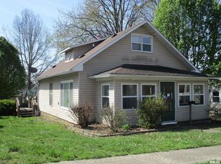 212 W Lindell St, West Frankfort, IL 62896