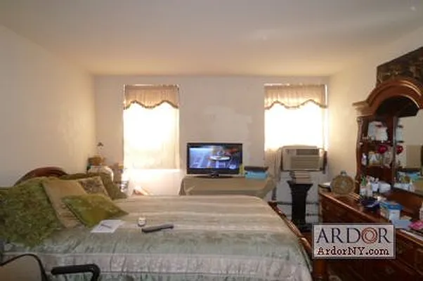 Rented by ArdorNY | media 25