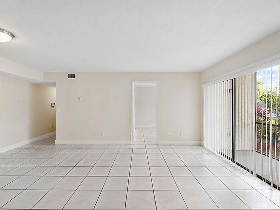 4th image of 10710 Royal Palm Boulevard #2-2