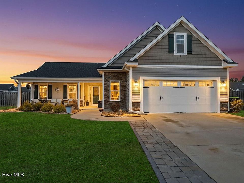 1st image of 2083 Southern Pine Drive