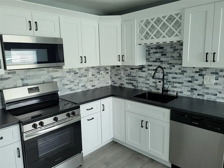 7650 Coquina Way #1 — Photo 9