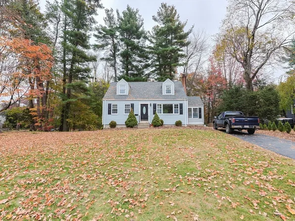 66 Oak St, Walpole, MA 02081