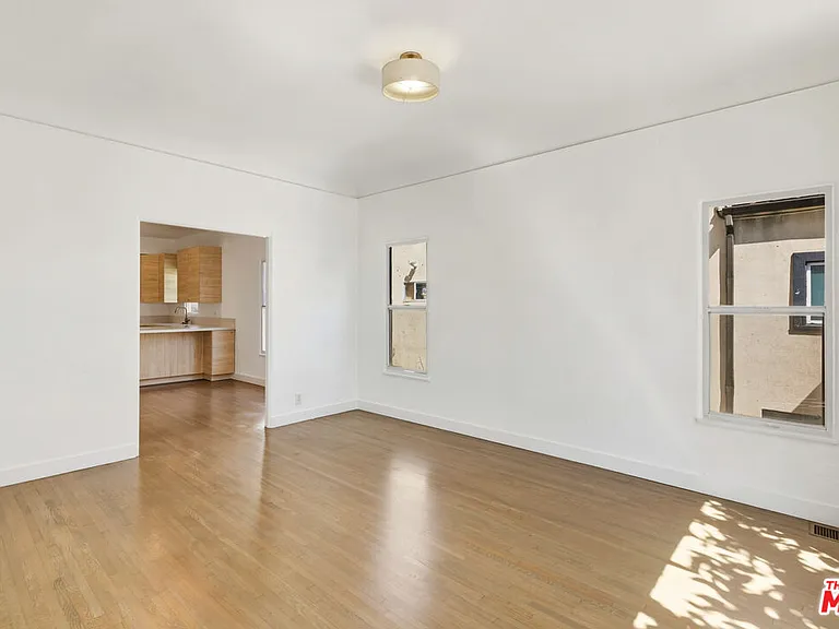 3429 Edgehill Dr #3 — Photo 9