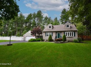 5 Cedarcrest Dr, Saratoga Springs, NY 12866