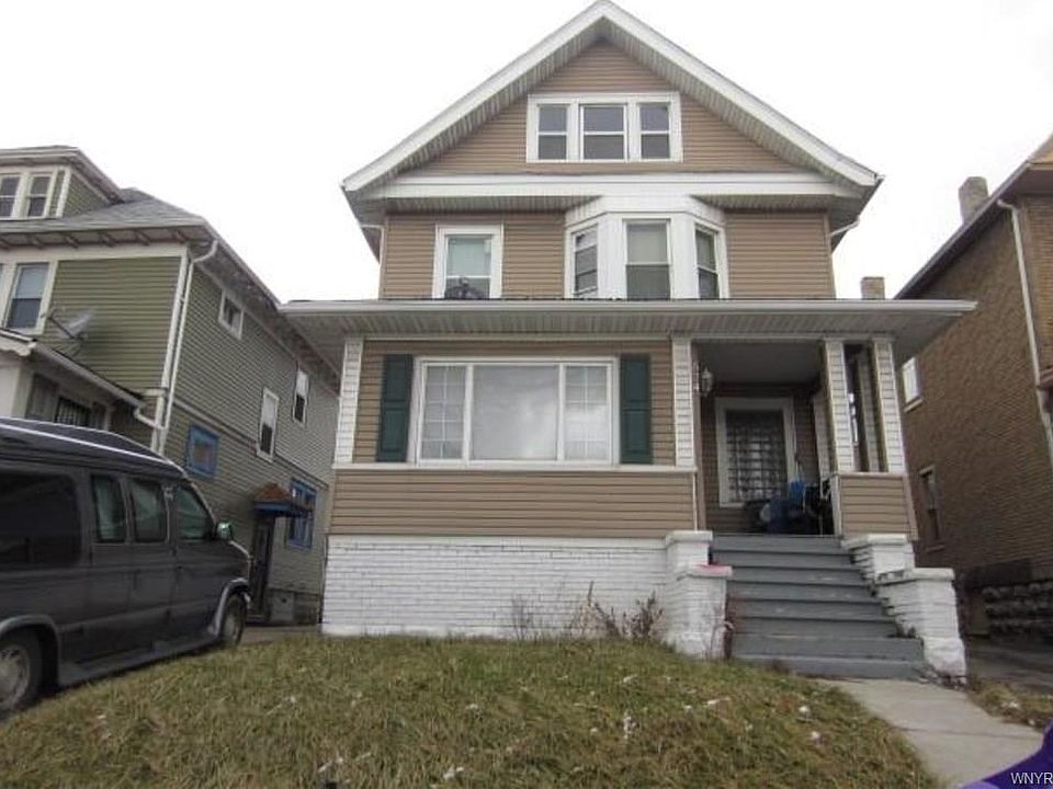 2nd image of 524 E Ferry St