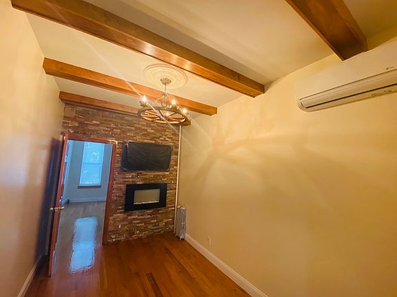 5th image of 2021 Himrod St #1A