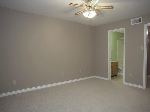 4th image of 10727 Braes Bend Dr