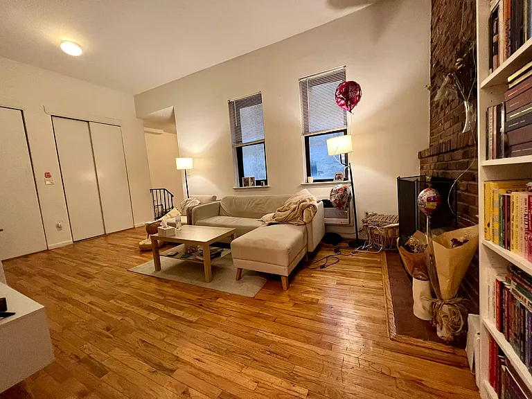 65 E 11th St #4G — Photo 9