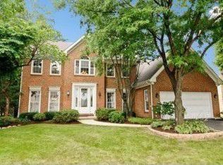 6824 Greene Rd, Woodridge, IL 60517