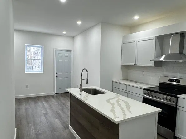 6410 Vine St, Philadelphia, PA 19139