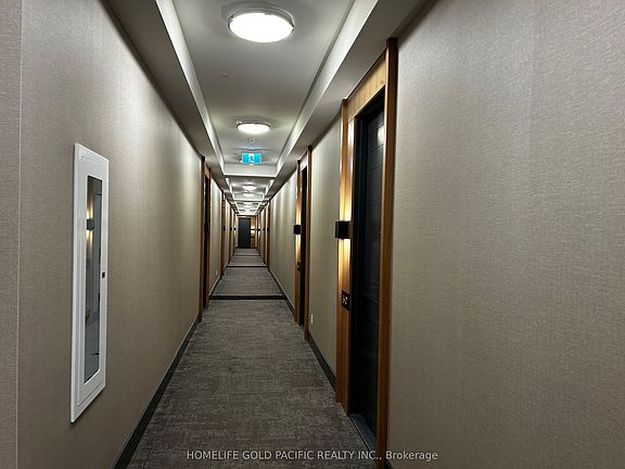 4th image of 25 Adra Grado Way #559