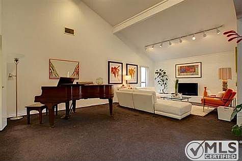 2nd image of 3726 Hulen Park Dr