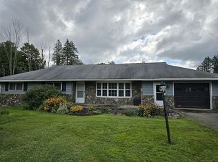 Finch Hl, Carbondale, PA 18407