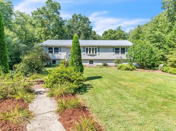 2266 Old Turnpike Rd, Oakham, MA 01068