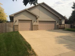 1308 S Snowberry Trl, Sioux Falls, SD 57106