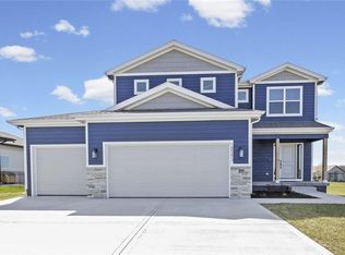 18593 W 193rd St, Spring Hill, KS 66083