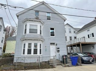 11 Foster St, Fall River, MA 02721