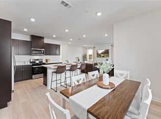 4010 Summer Way, Corona, CA